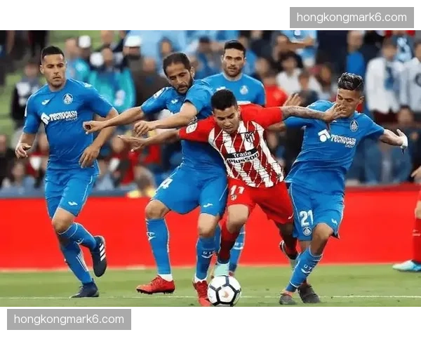 西班牙足球媒体展开辩论:极致防守是否违背了西甲的观赏性传统? 西班牙足球媒体展开辩论:极致防守是否违背了西甲的观赏性传统?