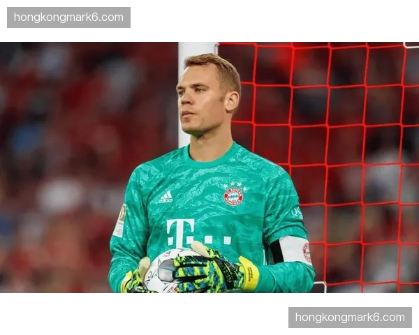 诺伊尔续约悬念，功勋门将未来成焦点